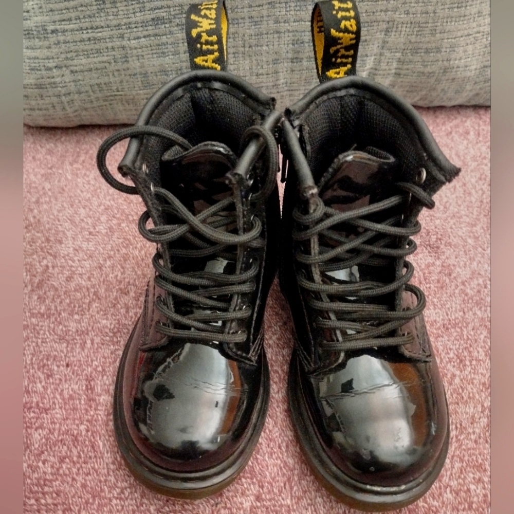 Dr. Martens toddler size 8
